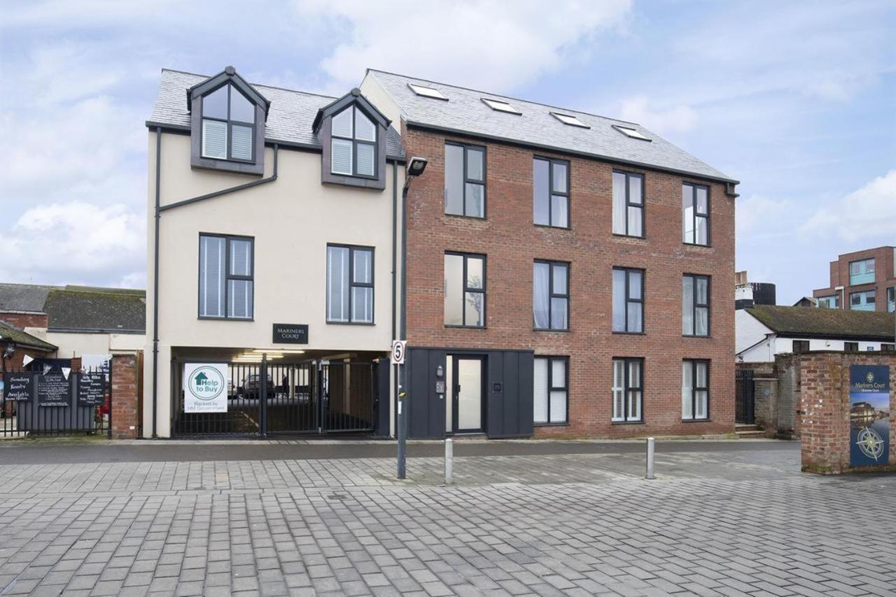 Elliot Oliver - Stylish 2 Bedroom Apartment With Parking In The Docks Gloucester Exterior foto
