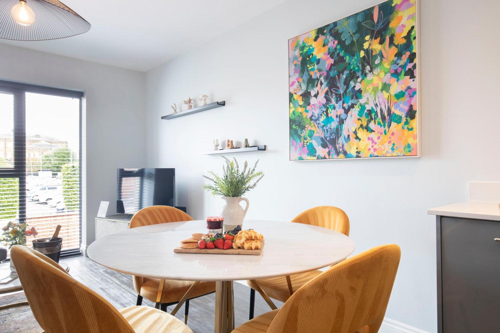 Elliot Oliver - Stylish 2 Bedroom Apartment With Parking In The Docks Gloucester Exterior foto